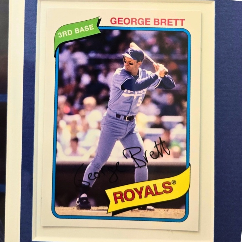 George Brett Framed Photo/Card Royals OS Blue White Sports Fan Memorabilia MLB - Picture 5 of 6